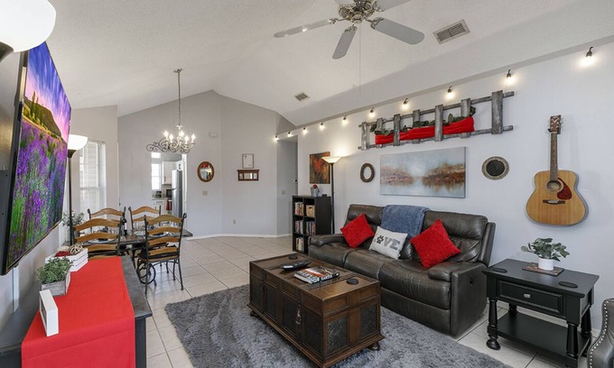 Oviedo House | Relaxing Lakefront Retreat with Hot Tub & Game Room