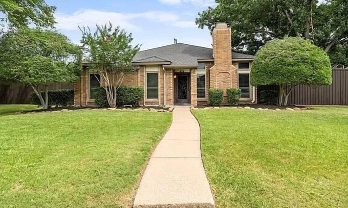 Coppell House | Inviting 4 BR Home with Private Pool and Backyard Oasis