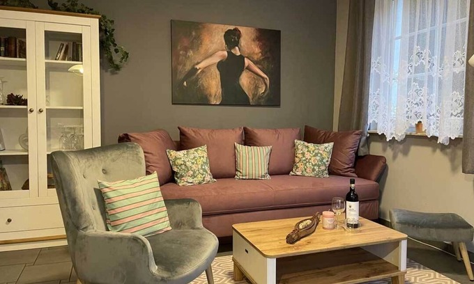 Steina Apartment | Welcoming Ground Floor Apartment with Terrace & Pet-Friendly
