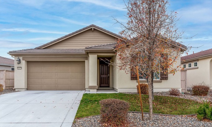 Reno House | Convenient 4BD Home with Private Amenities & WiFi