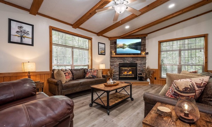 McHenry House | Spacious Home with Hot Tub & Pet Friendly King Suite
