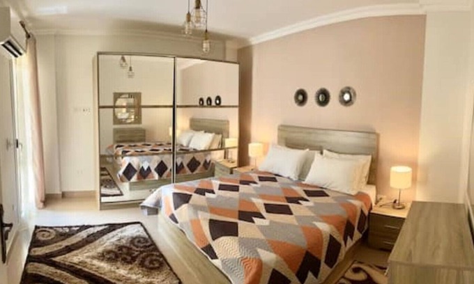 Madinaty Apartment | Inviting Air-Conditioned Retreat in Madinaty with Breakfast