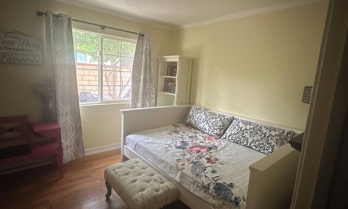 Pomona House | Cozy and charming housenall you need is here nSeveral relaxing area awaiting 4-U