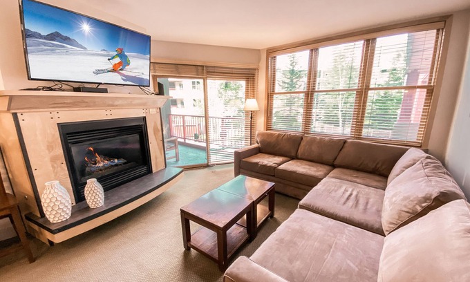 River Run Condo | Budget-Friendly Rates with Pool, Spa & Family Amenities!