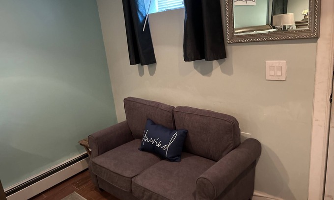 Queens Apartment | Inviting Studio Room with Private Entry and Hot Tub Access