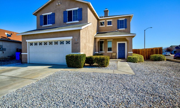 Victorville House | Family-Friendly 5 Bedroom Home with Spa and Hot Tub