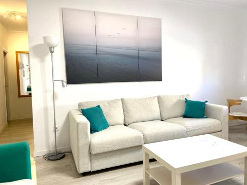 San Fernando Apartment | Modern Family-Friendly Apartment in Maspalomas