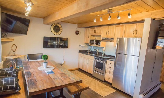 Glenwood Springs Condo | Cozy and near the main deck, this Studio is very welcoming!
