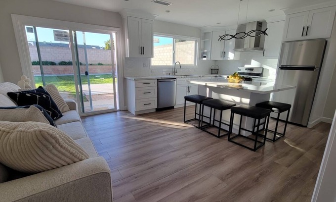 Simi Valley Apartment | Private Tranquil Getaway with Family-Friendly Amenities