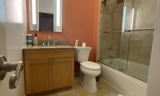 Georgetown Condo | Ideal 2 Bedroom Condo with Pool and Family-Friendly Amenities