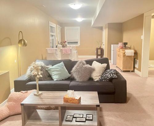 Halifax Apartment | Stylish Entire Suite in Halifax - Rated 8.6/10 by Guests