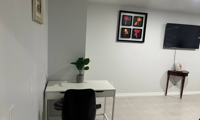 Cougar Ridge House | Cozy and very comfy 1 bedroom walk up suite near Canada olympic park, SW Calgary