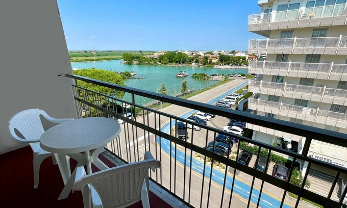 Porto Santa Margherita Apartment | Charming Apartment with Terrace & Great Amenities - Beahost Rentals
