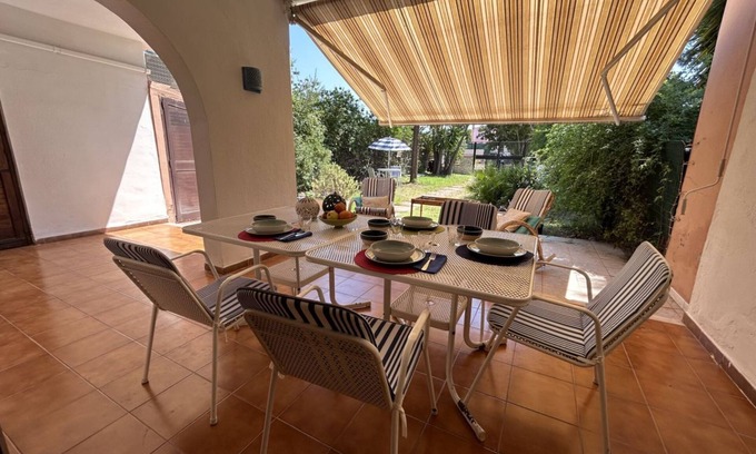 Capitana Apartment | Cozy Quartu Sant'Elena Apartment with Garden & Parking