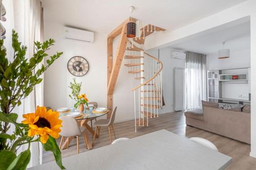 Acquabella Apartment | Inviting Apartment Steps from MM4 Argonne - Pet Friendly