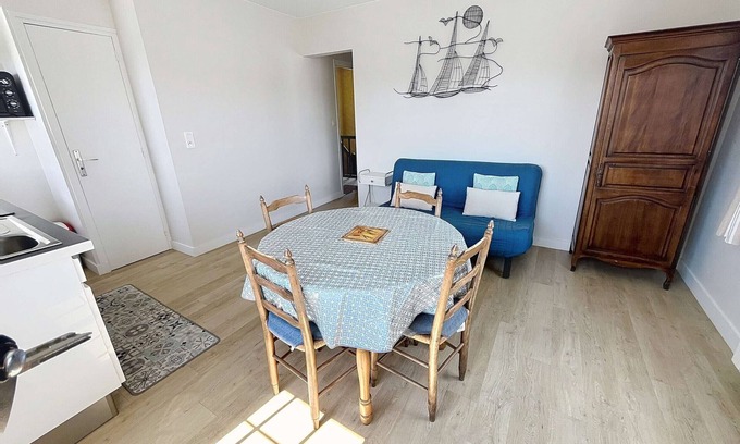Jullouville-les-Pins Apartment | Cozy Retreat at Apartment Jullouville with Ocean Views