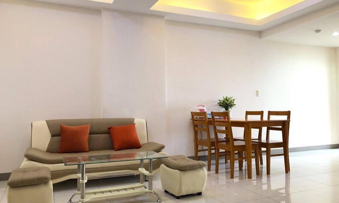 Thuan An Apartment | Inviting Apartment Near Vsip 1 with Pool and Breakfast