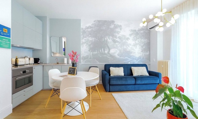 Milan Apartment | Cozy apartment 5 minutes from Duomo. Perfect for sigles, groups and families