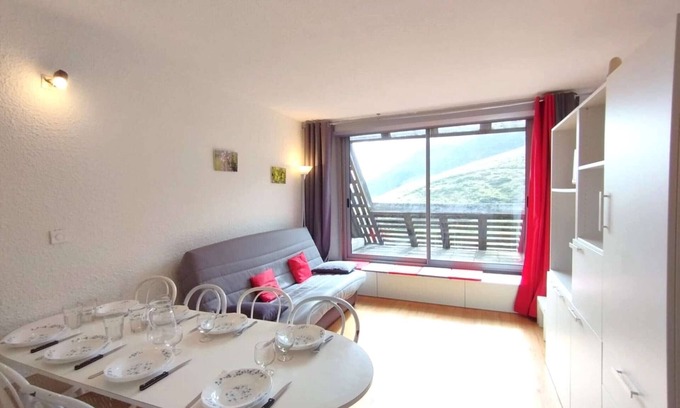 Piau Engaly Apartment | Cozy Apartment Piau-Engaly with Spa & Kitchen Amenities
