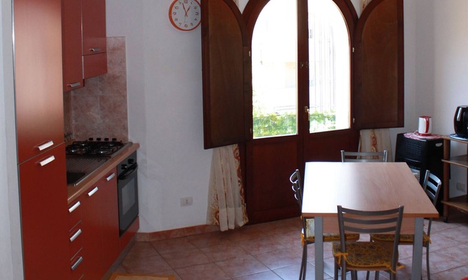 Muravera Apartment | Comfortable Apartment with Kitchen, 3 km from the Beach