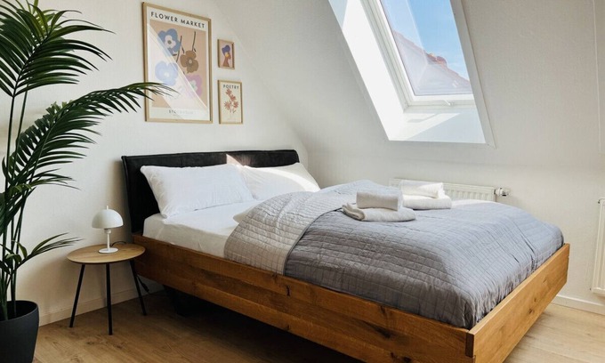 Mering Apartment | Cozy apartment for 2 near Mering train station