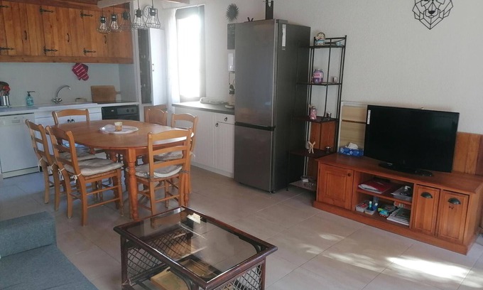 Pra Loup Apartment | Cozy Apartment Pra-Loup: Ideal for Families & Accessible Stay