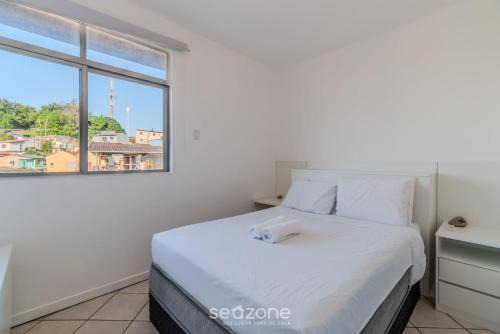Capoeiras Apartment | Cozy Retreat in Capoeiras: Pet and Child Friendly Stay