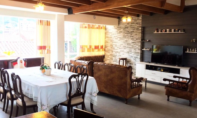 Cusco Apartment | Ideal Getaway for 12 Guests at Ttio’s House, Cusco
