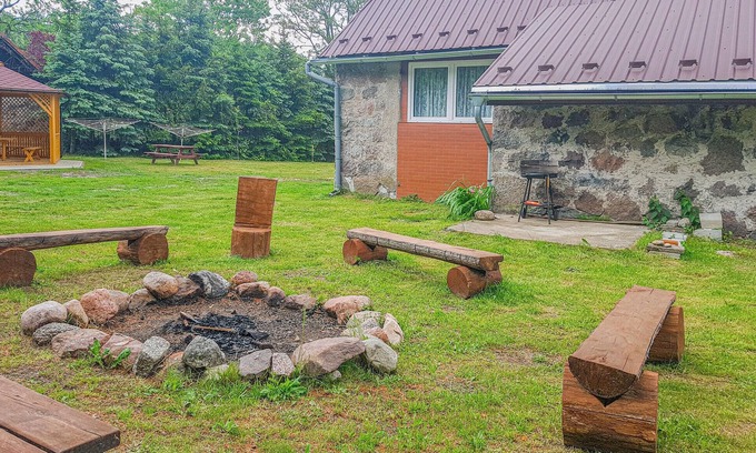 Drawno Apartment | Cozy Vacation Apartment with Lake View for Two Guests