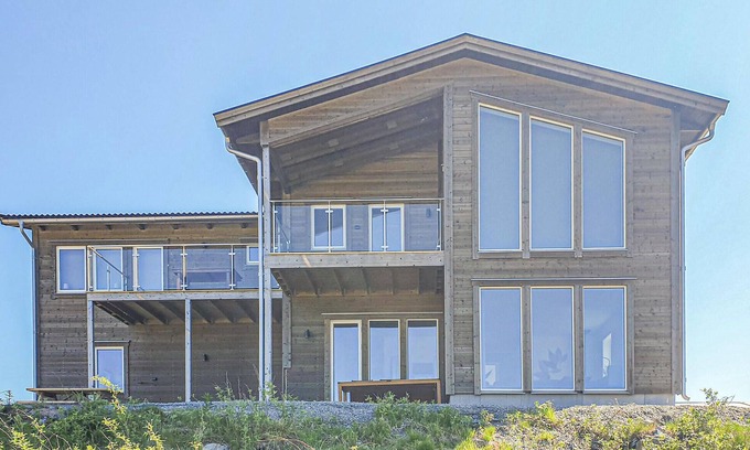 Syssleback Apartment | Discover Branäs Ilern: Embrace Nature with Spa & Lake Views