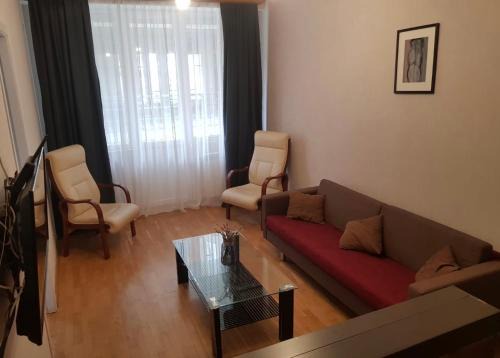 Vera Apartment | Inviting Apartment with Child-Friendly Amenities