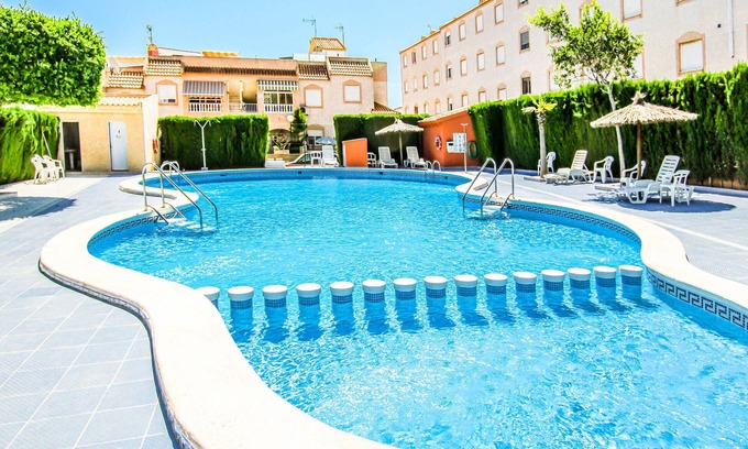 Los Balcones Apartment | Inviting Vacation Apartment with Ocean View & Pool Access