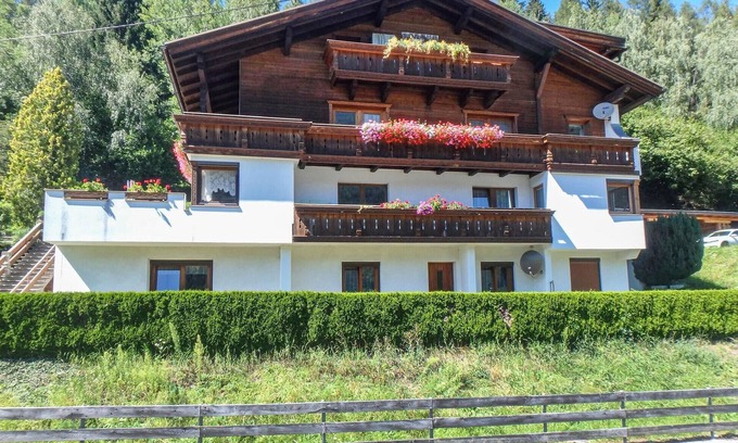 Wenns Apartment | Discover 2 Inviting Apartments in the Heart of Pitztal