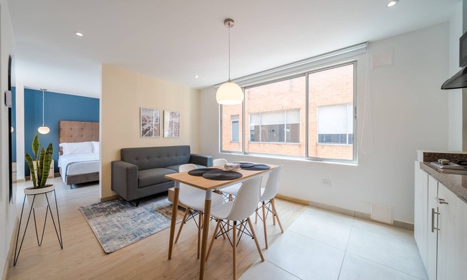 Financial District Apartment | Comfortable Apartment in Zona G with Laundry & Pet Amenities