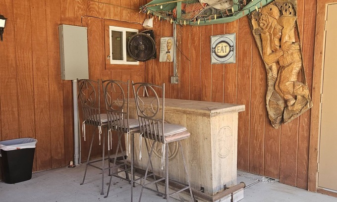 Silver Creek Village Apartment | Cozy Apartment Near Boat Ramp & Reveille Peak Getaway