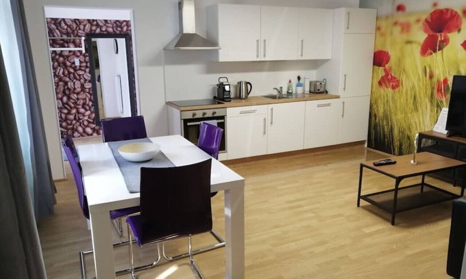Yppenplatz Apartment | Cozy Apartment near Brunnenmarkt with Breakfast & Kitchen