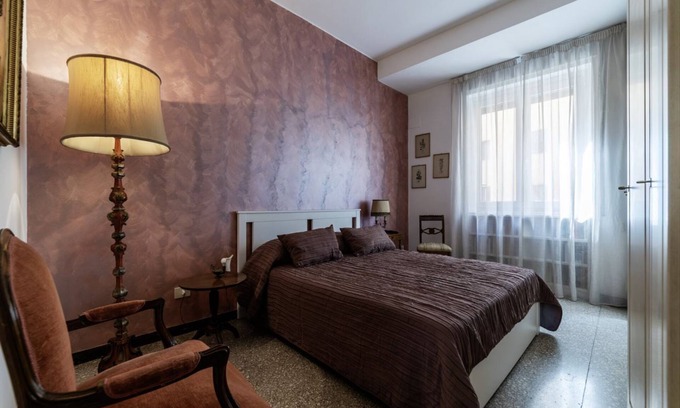 San Giovanni Apartment | Cozy San Giovanni in Laterano Apartment with Kitchen & Breakfast