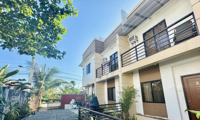 Tagbilaran Apartment | Cozy apartment- 3 min walk from the beach