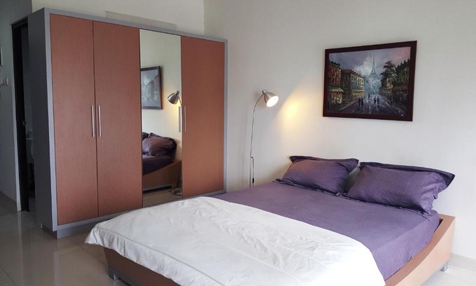 Senayan Apartment | Inviting Apartment Tamansari Semanggi Jakarta with Pool