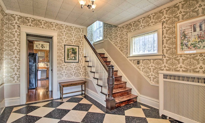 Appleton Cottage | Inviting Appleton Retreat with Porch & Pet-Friendly Options