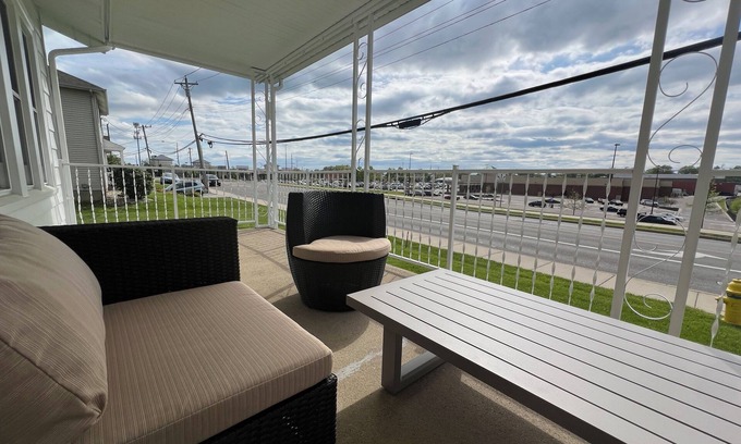 Anderson Township House | Inviting Stay at Anderson Towne Center with Breakfast Included