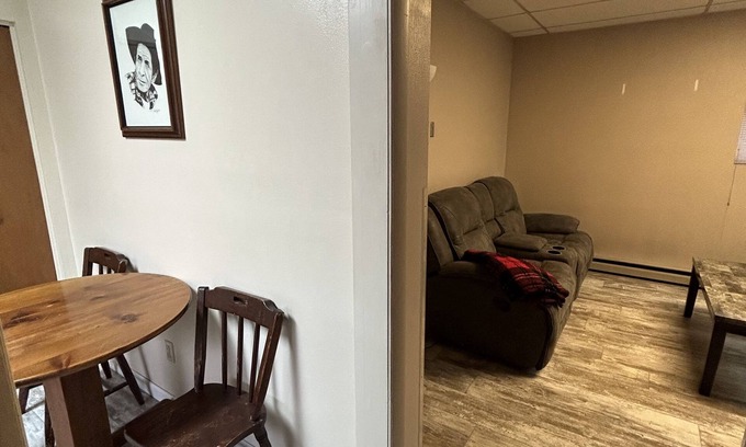 Winifred Apartment | Inviting Bach Suite with Kitchen & Family-Friendly Amenities