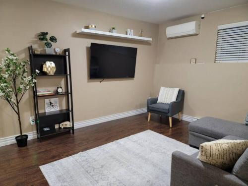 Moncton Apartment | Cozy basement in the city