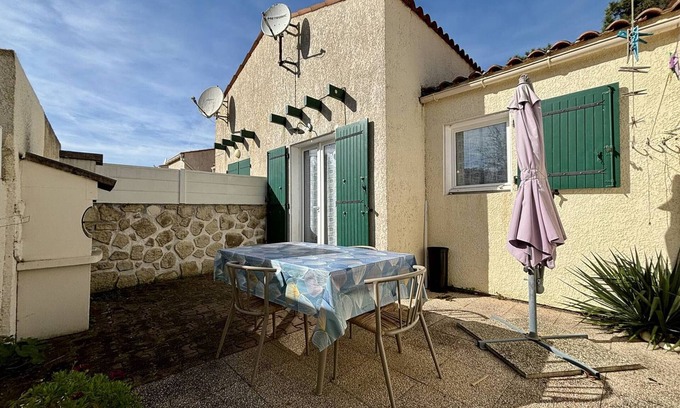 Domino House | Cozy Villa Saint-Georges-d'Oléron with Oceanfront Views