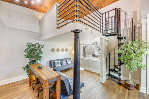 Clifton Heights House | Chic Boho Loft Steps from Downtown Cincinnati