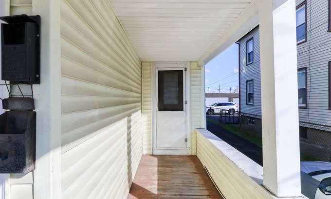 Brooklawn - St. Vincent Apartment | Family-Friendly Bridgeport Apartment: Steps from Downtown!