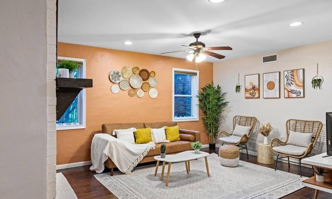 Loring Heights Apartment | Inviting Suite in Buckhead/Midtown with Free Parking