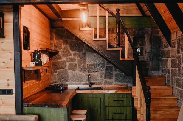 Ardesen Ski Chalet | Pet-Friendly Bungalow with Jacuzzi and Oceanfront Views
