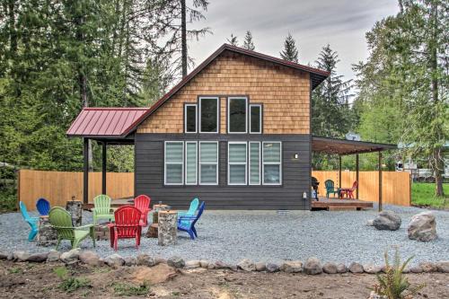 Paradise Estates House | Inviting Cabin Just 5 Miles from Mt Rainier National Park