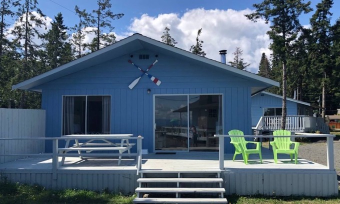 Black Creek Cabin | Charming Oceanfront Cabin 8 - Guest Rated: 9.8/10